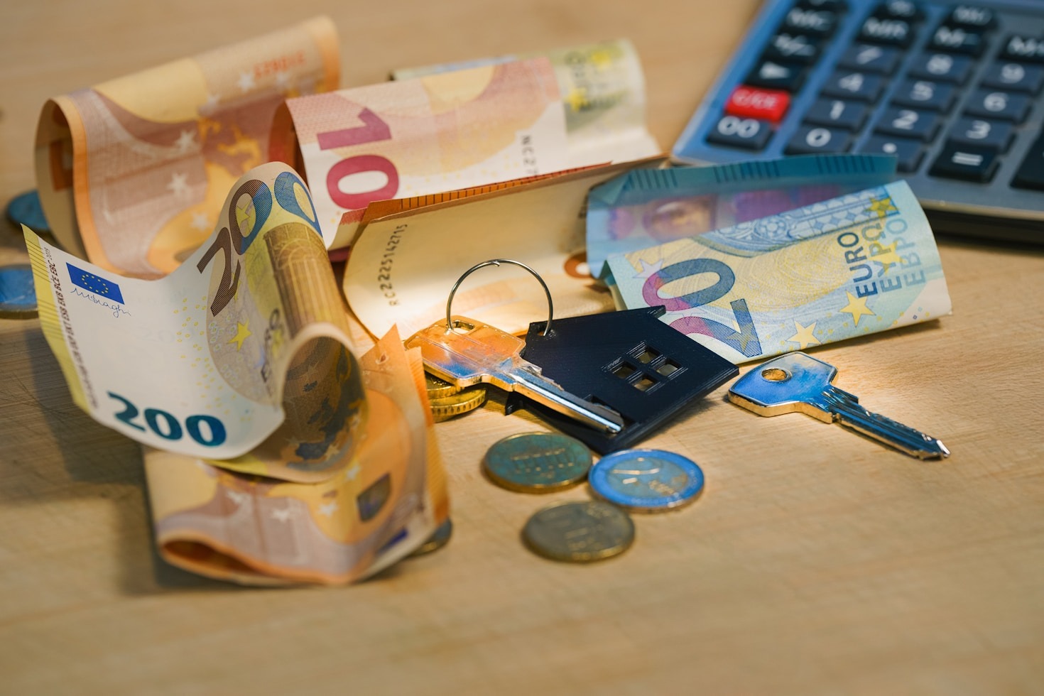 5 Budget Hacks That Are Hilariously Effective