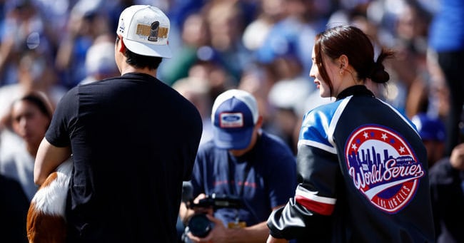 Ohtani’s Choice of an iPhone 13 Mini Leaves South Korea and the World Impressed by His Humility – CHOSUNBIZ – Chosun Biz