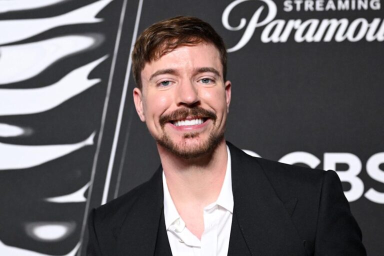 Despite having a net worth of $2.6 billion, MrBeast reveals he needs to borrow money and lacks sufficient funds in his bank account for a McDonald’s purchase.